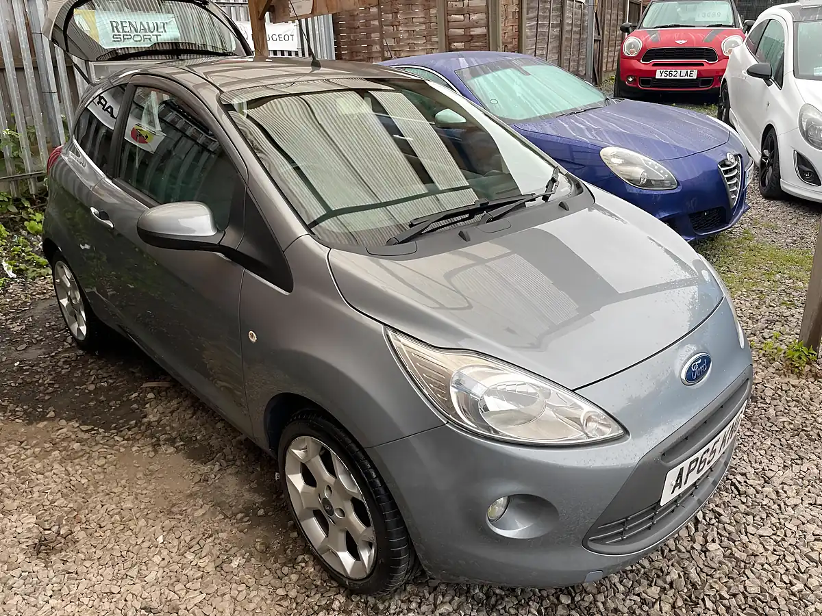 Used 2016 Ford Ka Zetec Silver - Interior and Exterior details 2