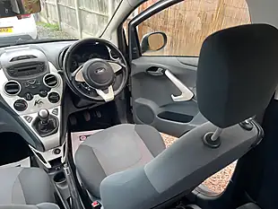 Used 2016 Ford Ka Zetec Silver - Interior and Exterior details 5