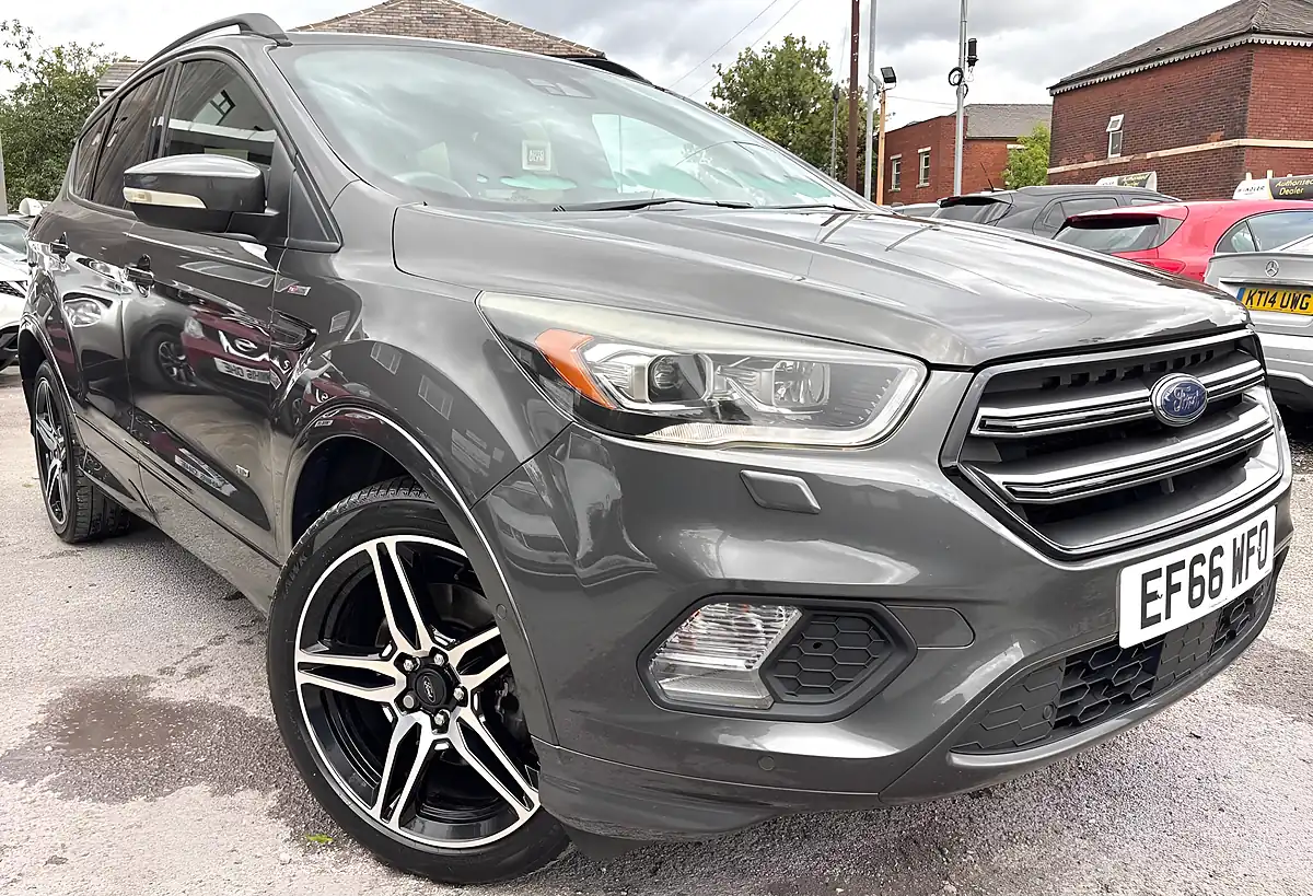 Used 2016 Ford Kuga ST-Line Grey - Interior and Exterior details 2