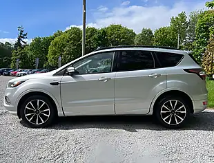 Used 2016 Ford Kuga ST-Line Moondust Silver - Interior and Exterior details 6