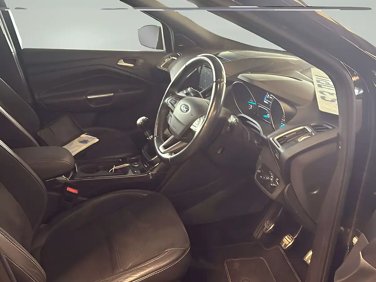 Used 2016 Ford Kuga ST-Line Shadow Black - Interior and Exterior details 7