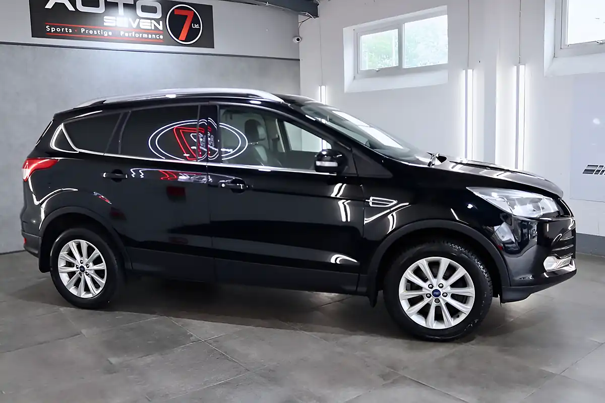 Used 2016 Ford Kuga Titanium Black - Interior and Exterior details 10