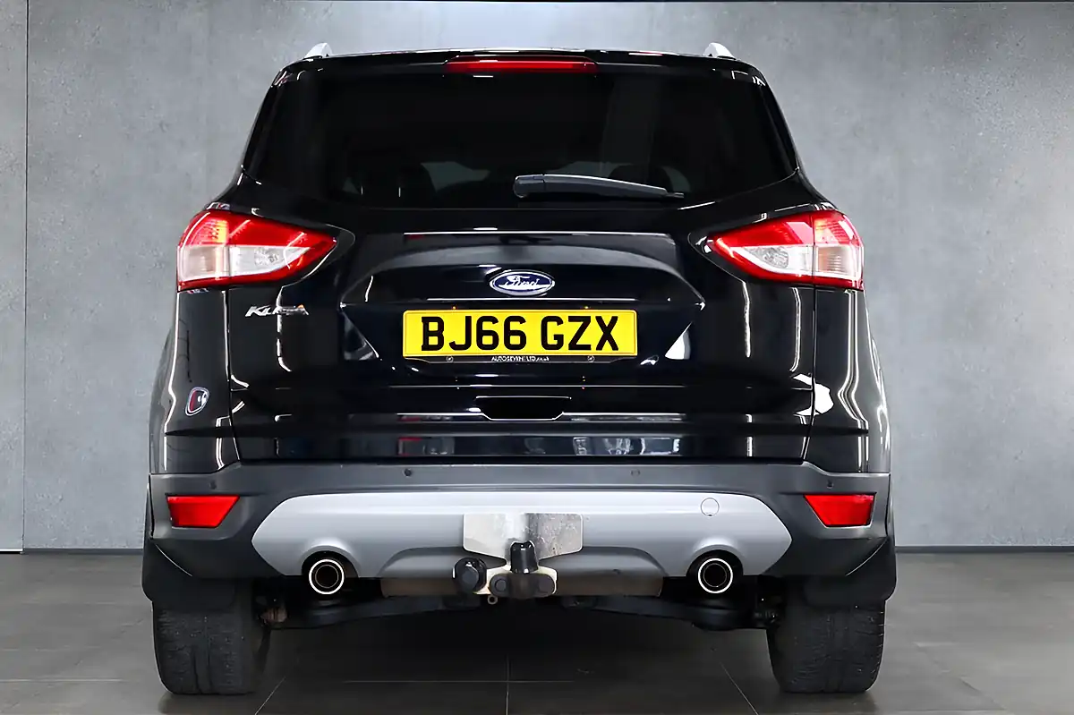 Used 2016 Ford Kuga Titanium Black - Interior and Exterior details 16