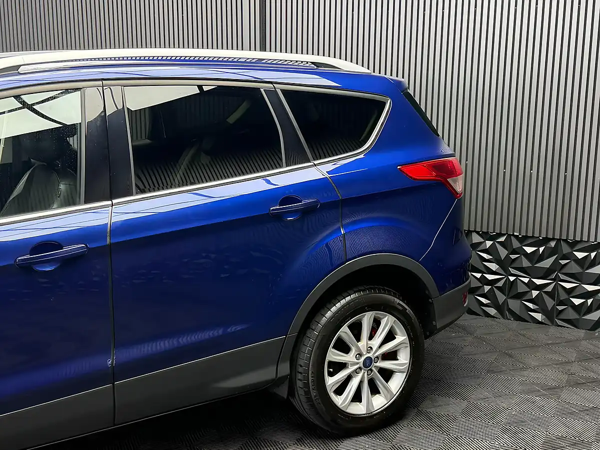 Used 2016 Ford Kuga Titanium Blazer Blue - Interior and Exterior details 11