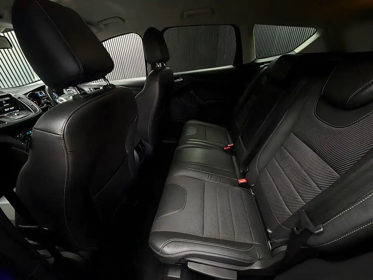 Used 2016 Ford Kuga Titanium Blazer Blue - Interior and Exterior details 12