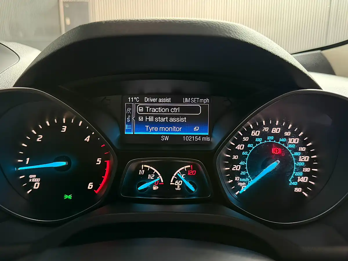Used 2016 Ford Kuga Titanium Blazer Blue - Interior and Exterior details 18