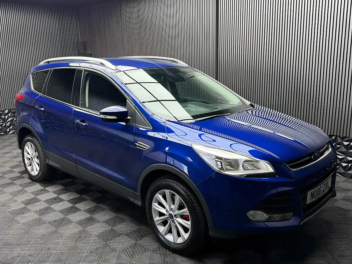 Used 2016 Ford Kuga Titanium Blazer Blue - Interior and Exterior details 5