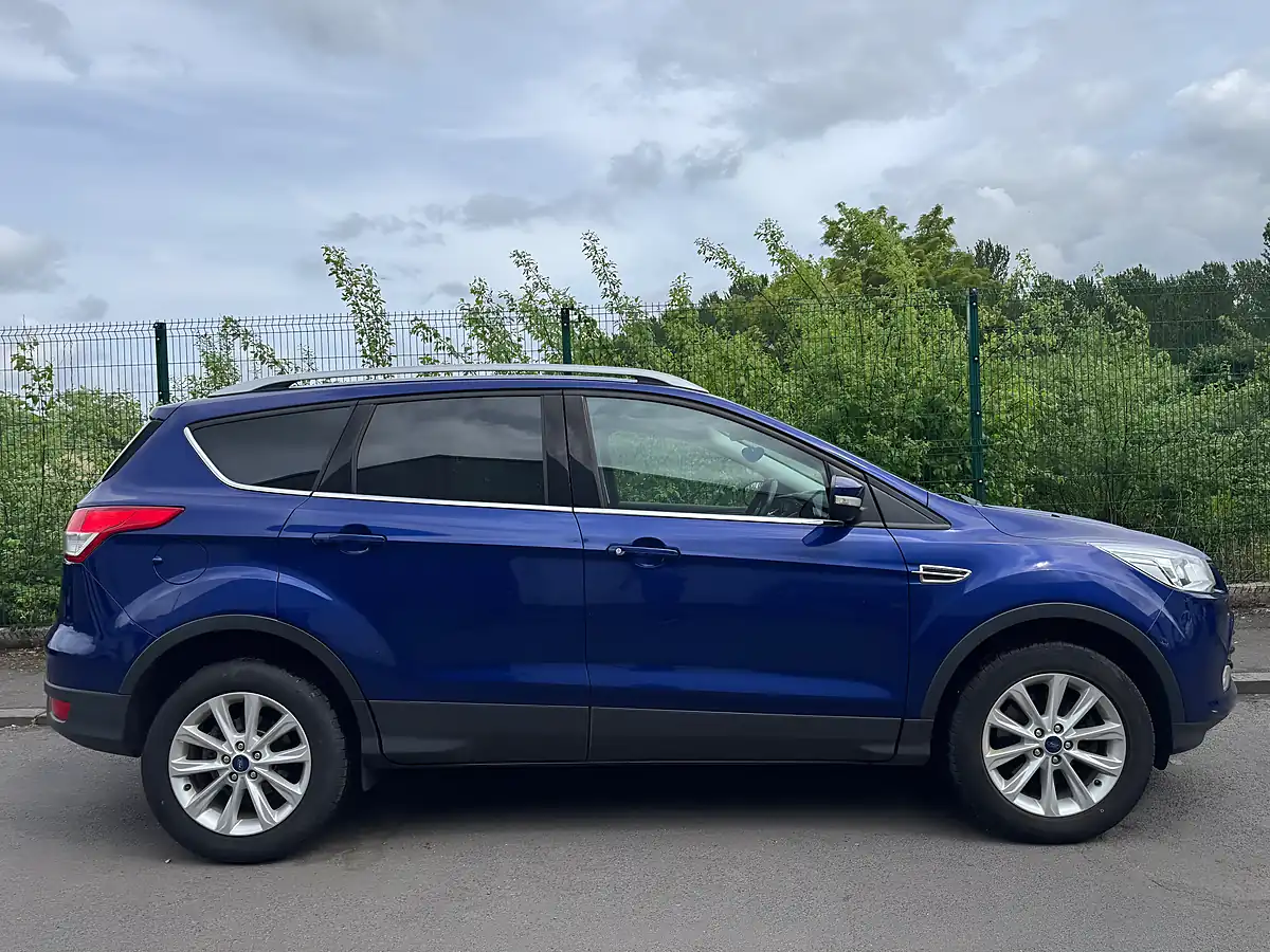 Used 2016 Ford Kuga Titanium Blue - Interior and Exterior details 2