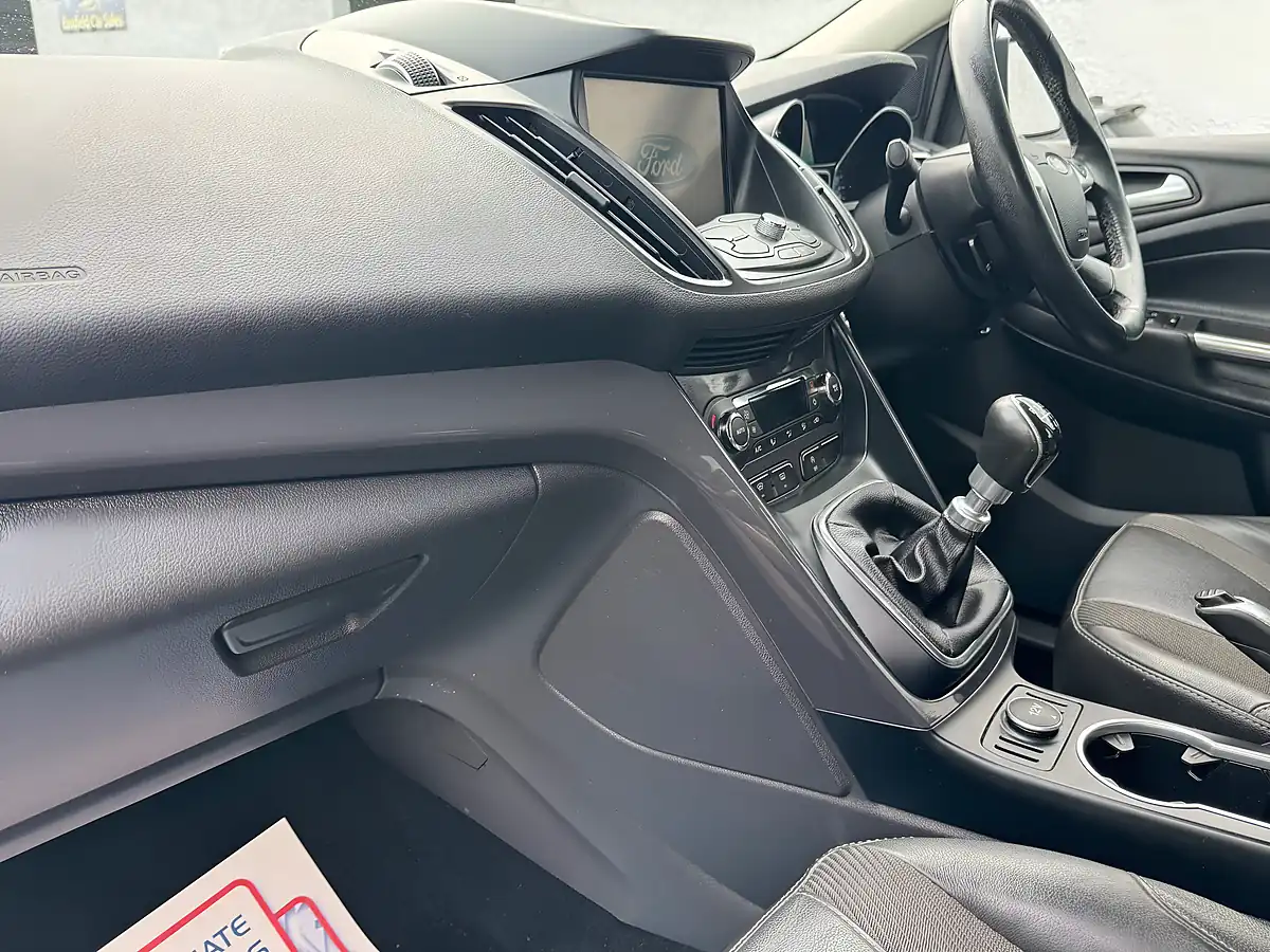 Used 2016 Ford Kuga Titanium Blue - Interior and Exterior details 4