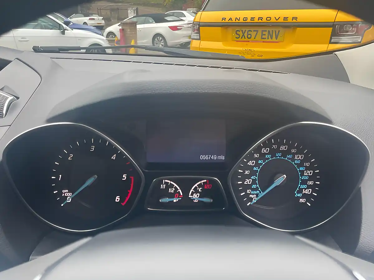 Used 2016 Ford Kuga Titanium Blue - Interior and Exterior details 17
