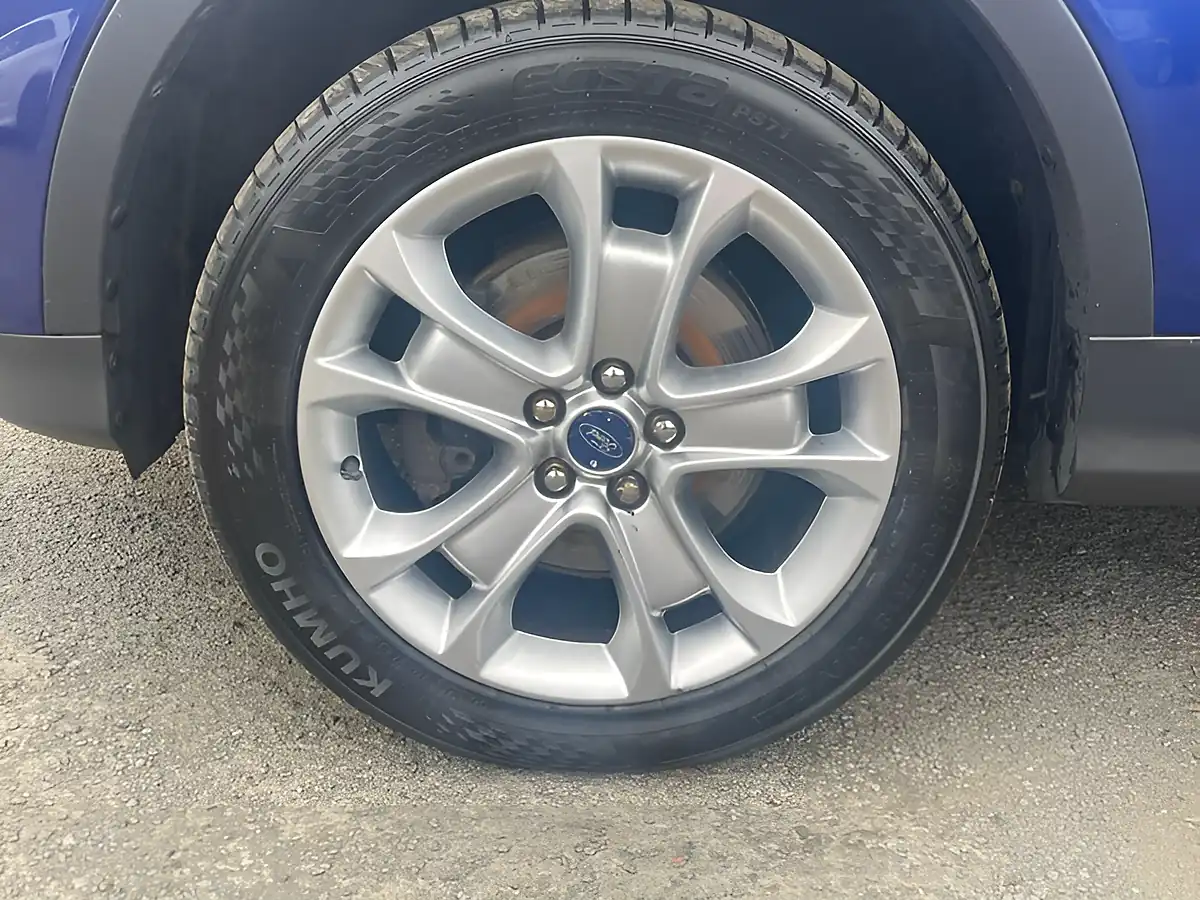 Used 2016 Ford Kuga Titanium Blue - Interior and Exterior details 3