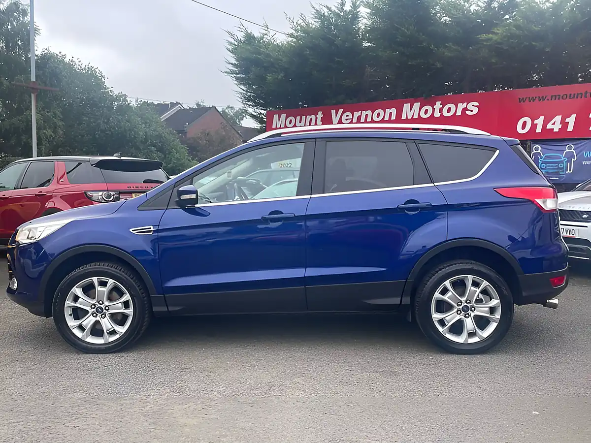 Used 2016 Ford Kuga Titanium Blue - Interior and Exterior details 4