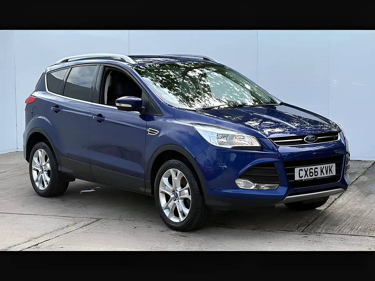 Used 2016 Ford Kuga Titanium Deep Impact Blue - Front View