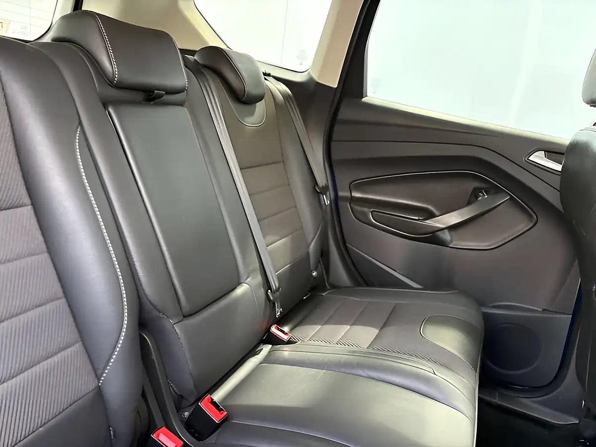 Used 2016 Ford Kuga Titanium Deep Impact Blue - Interior and Exterior details 12