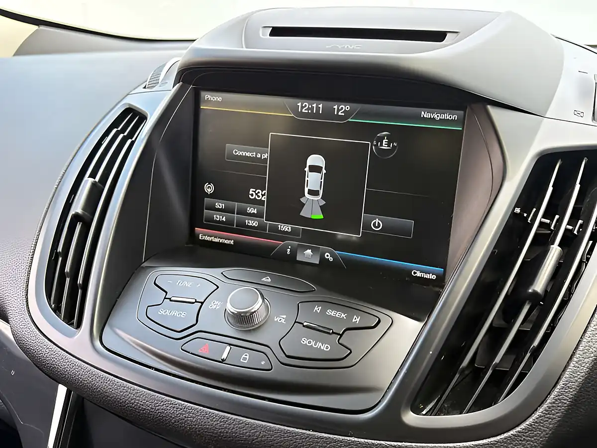 Used 2016 Ford Kuga Titanium Deep Impact Blue - Interior and Exterior details 16