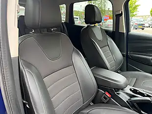 Used 2016 Ford Kuga Titanium Deep Impact Blue - Interior and Exterior details 15