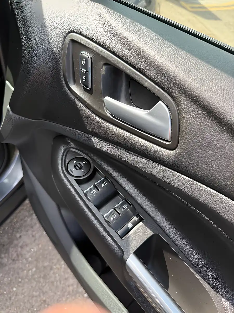 Used 2016 Ford Kuga Titanium Grey - Interior and Exterior details 19
