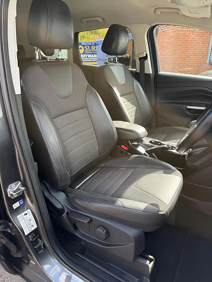 Used 2016 Ford Kuga Titanium Grey - Interior and Exterior details 20