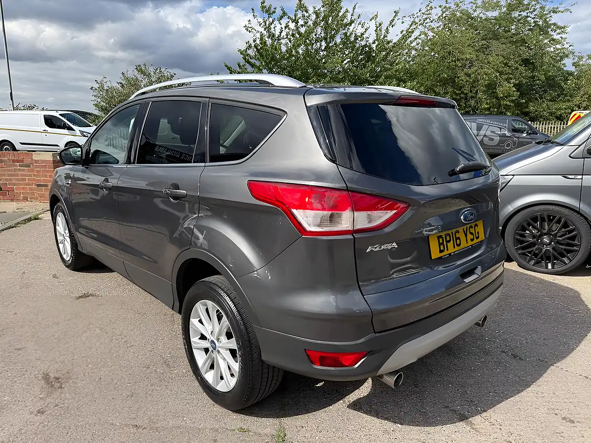 Used 2016 Ford Kuga Titanium Grey - Interior and Exterior details 4