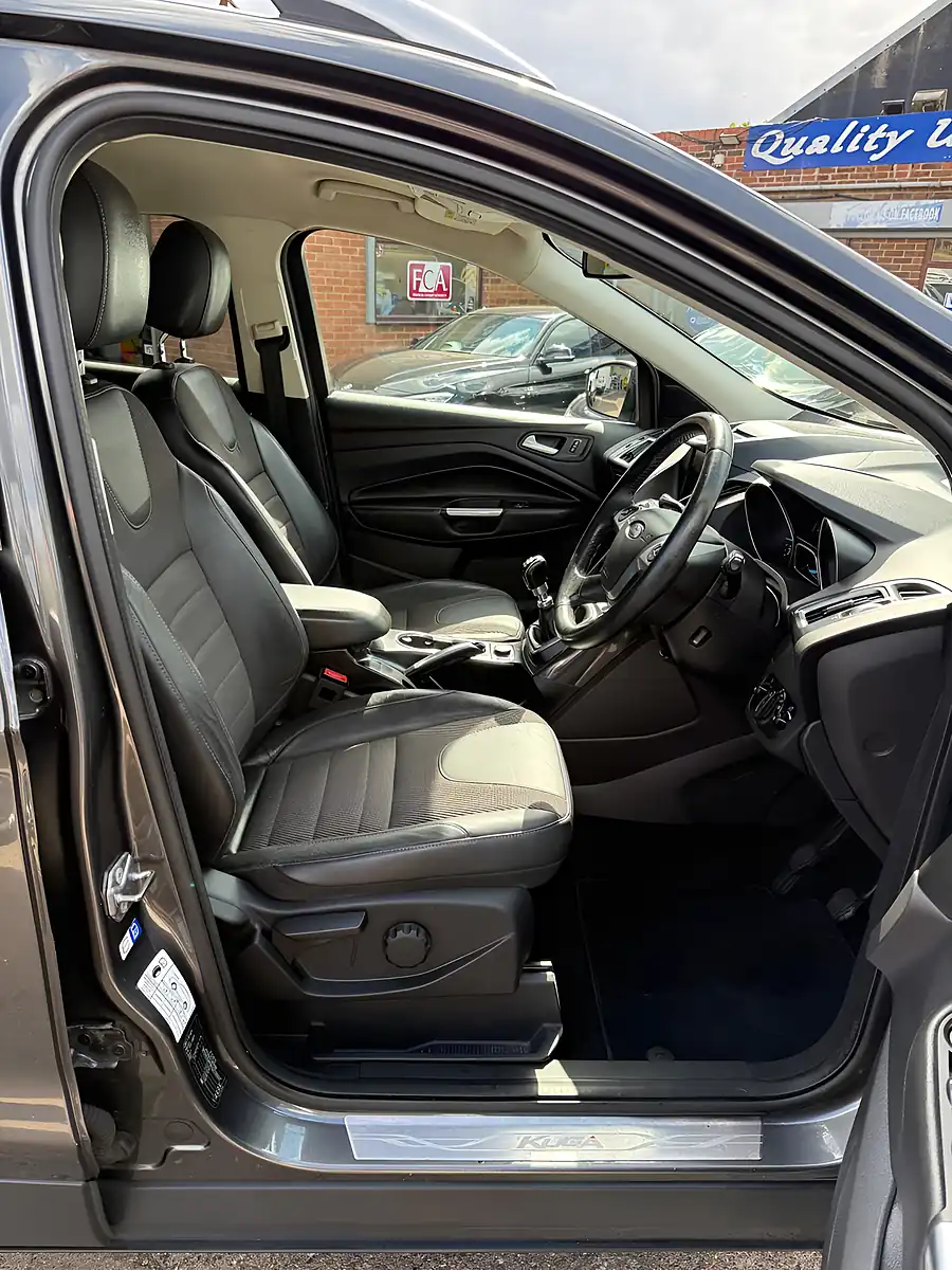 Used 2016 Ford Kuga Titanium Grey - Interior and Exterior details 9