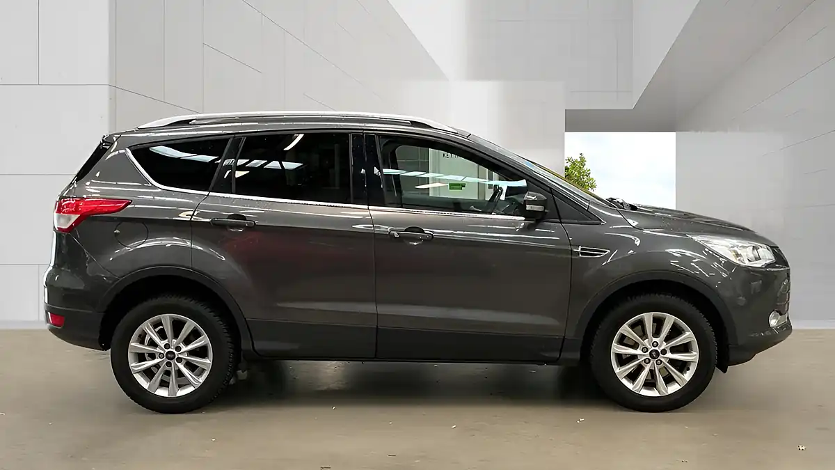 Used 2016 Ford Kuga Titanium Magnetic Grey - Interior and Exterior details 5