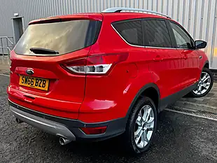 Used 2016 Ford Kuga Titanium Red - Interior and Exterior details 7