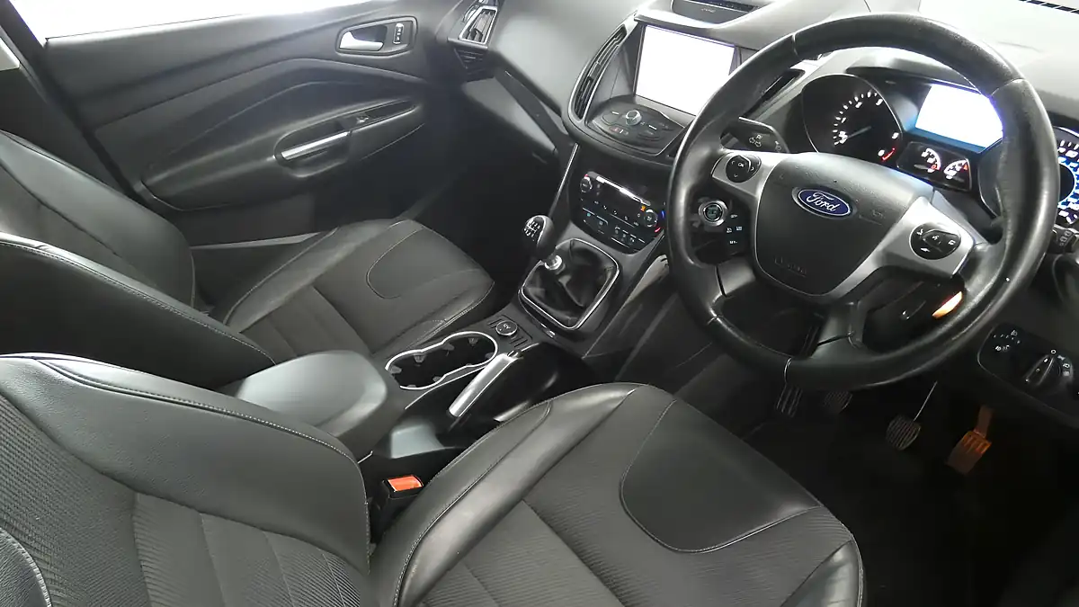 Used 2016 Ford Kuga Titanium Sport Blue - Interior and Exterior details 5