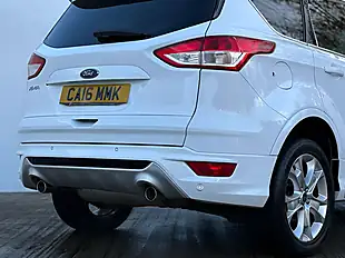 Used 2016 Ford Kuga Titanium Sport Frozen White - Interior and Exterior details 12