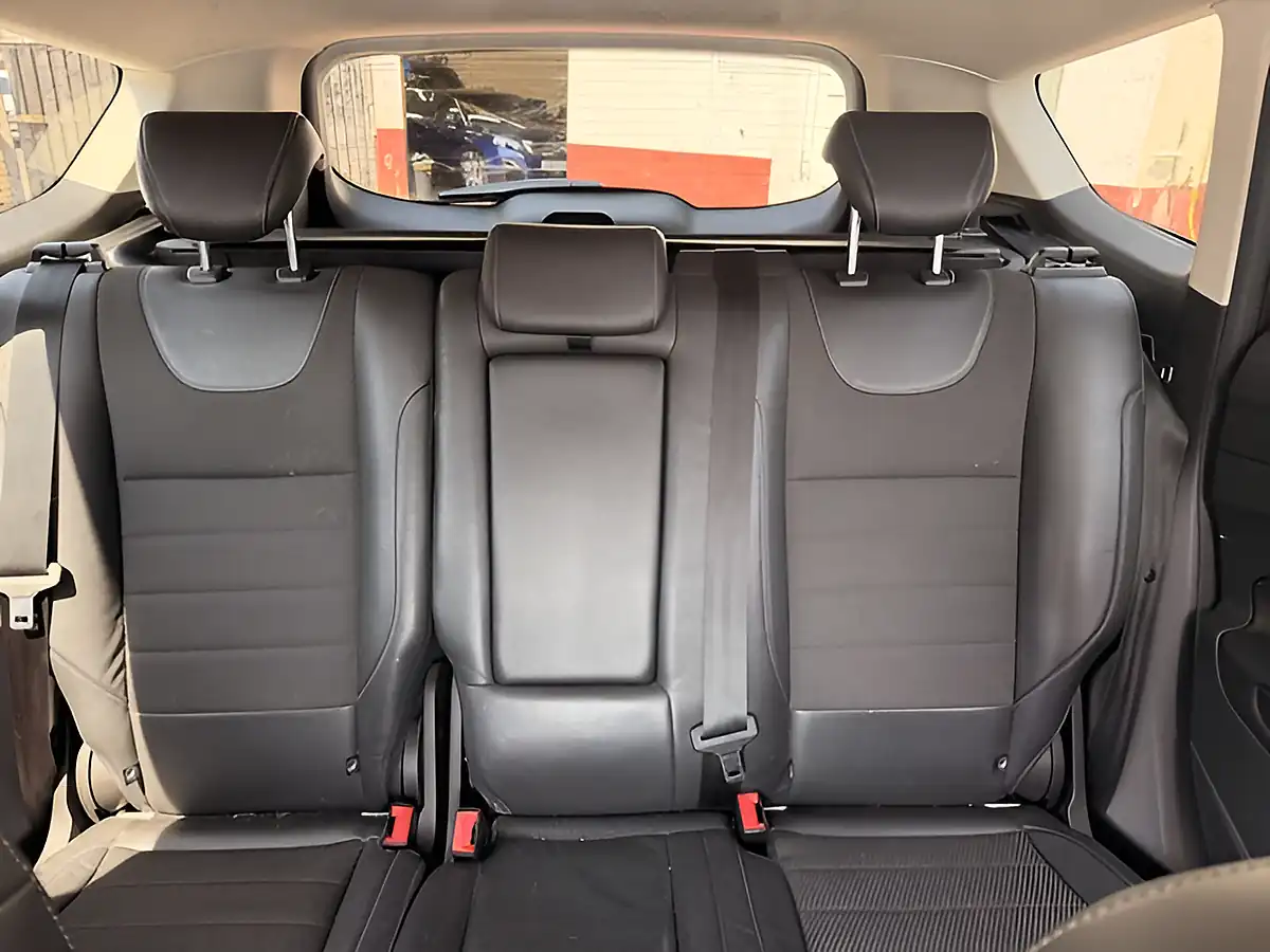 Used 2016 Ford Kuga Titanium Sport Red - Interior and Exterior details 11