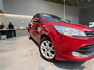 Used 2016 Ford Kuga Titanium Sport Red - Interior and Exterior details 4