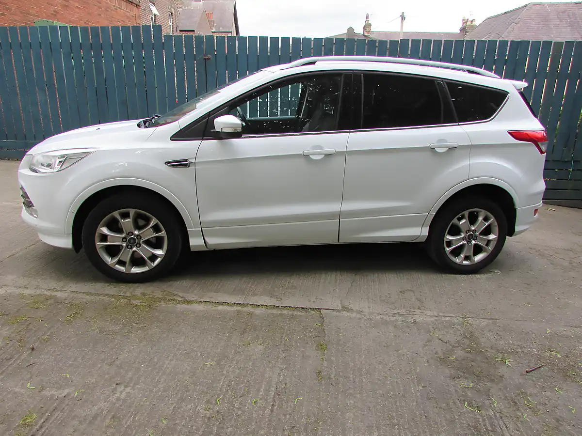 Used 2016 Ford Kuga Titanium Sport White - Interior and Exterior details 15