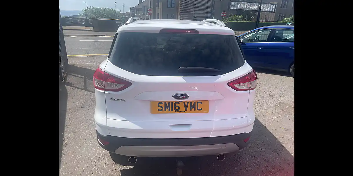 Used 2016 Ford Kuga Titanium White - Interior and Exterior details 5