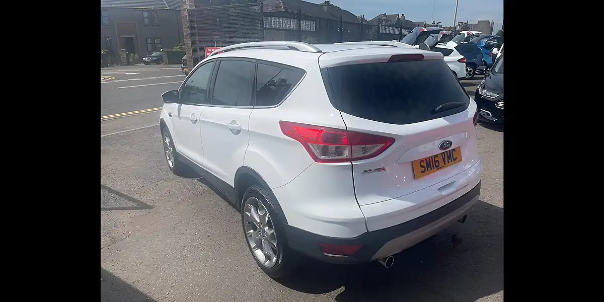 Used 2016 Ford Kuga Titanium White - Interior and Exterior details 6