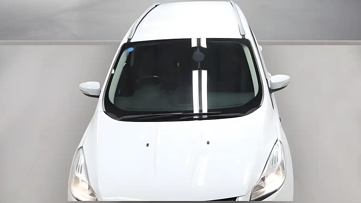 Used 2016 Ford Kuga Titanium White - Interior and Exterior details 7