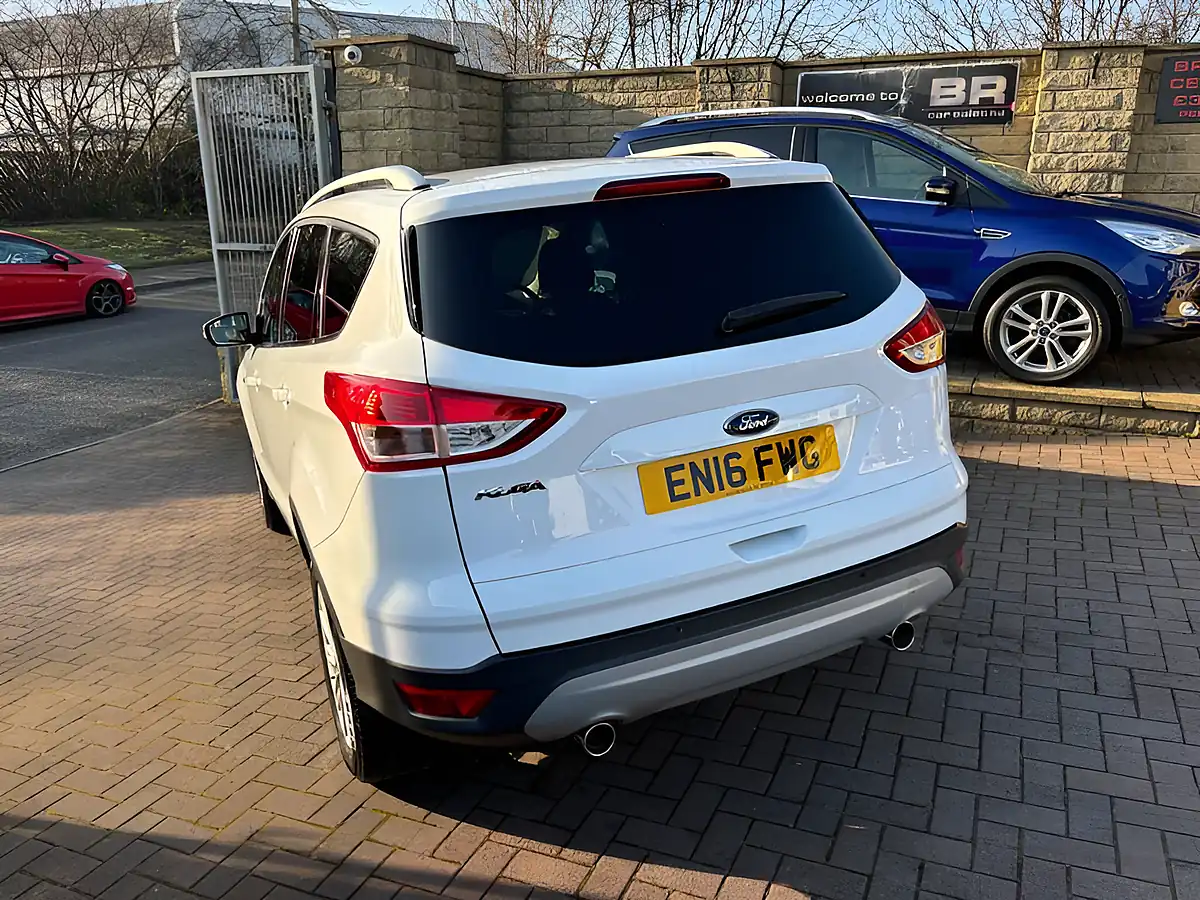 Used 2016 Ford Kuga Titanium White - Interior and Exterior details 7