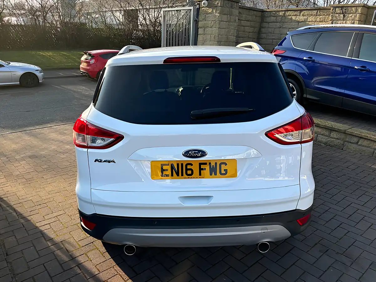 Used 2016 Ford Kuga Titanium White - Interior and Exterior details 8