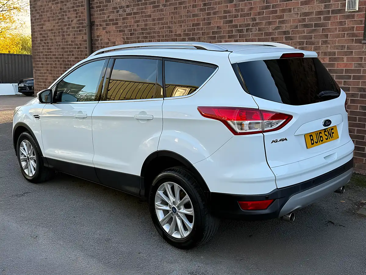 Used 2016 Ford Kuga Titanium White - Interior and Exterior details 8
