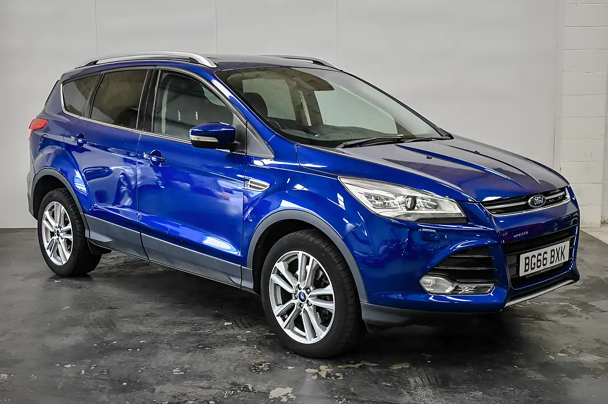 Used 2016 Ford Kuga Titanium X Blue - Front View