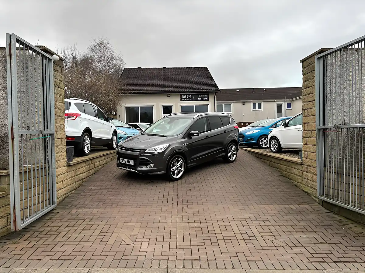 Used 2016 Ford Kuga Titanium X Grey - Interior and Exterior details 3