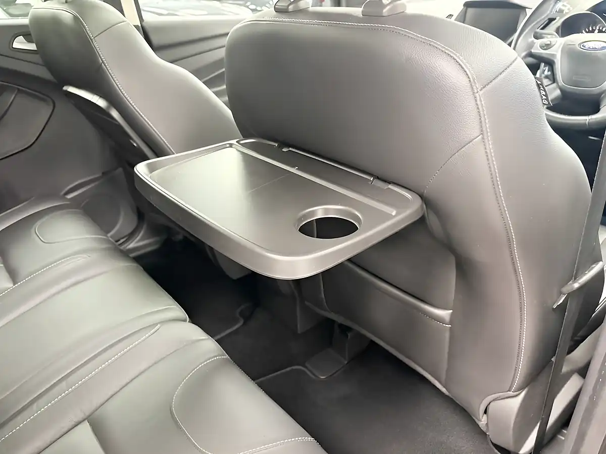 Used 2016 Ford Kuga Titanium X Red - Interior and Exterior details 12