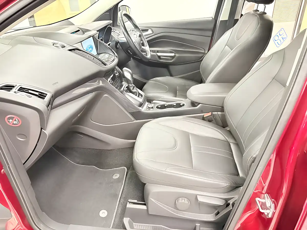 Used 2016 Ford Kuga Titanium X Red - Interior and Exterior details 14
