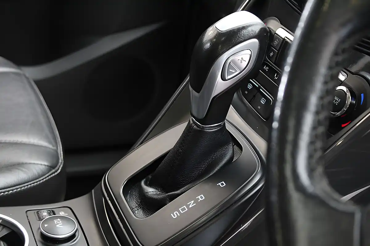 Used 2016 Ford Kuga Titanium X Red - Interior and Exterior details 19