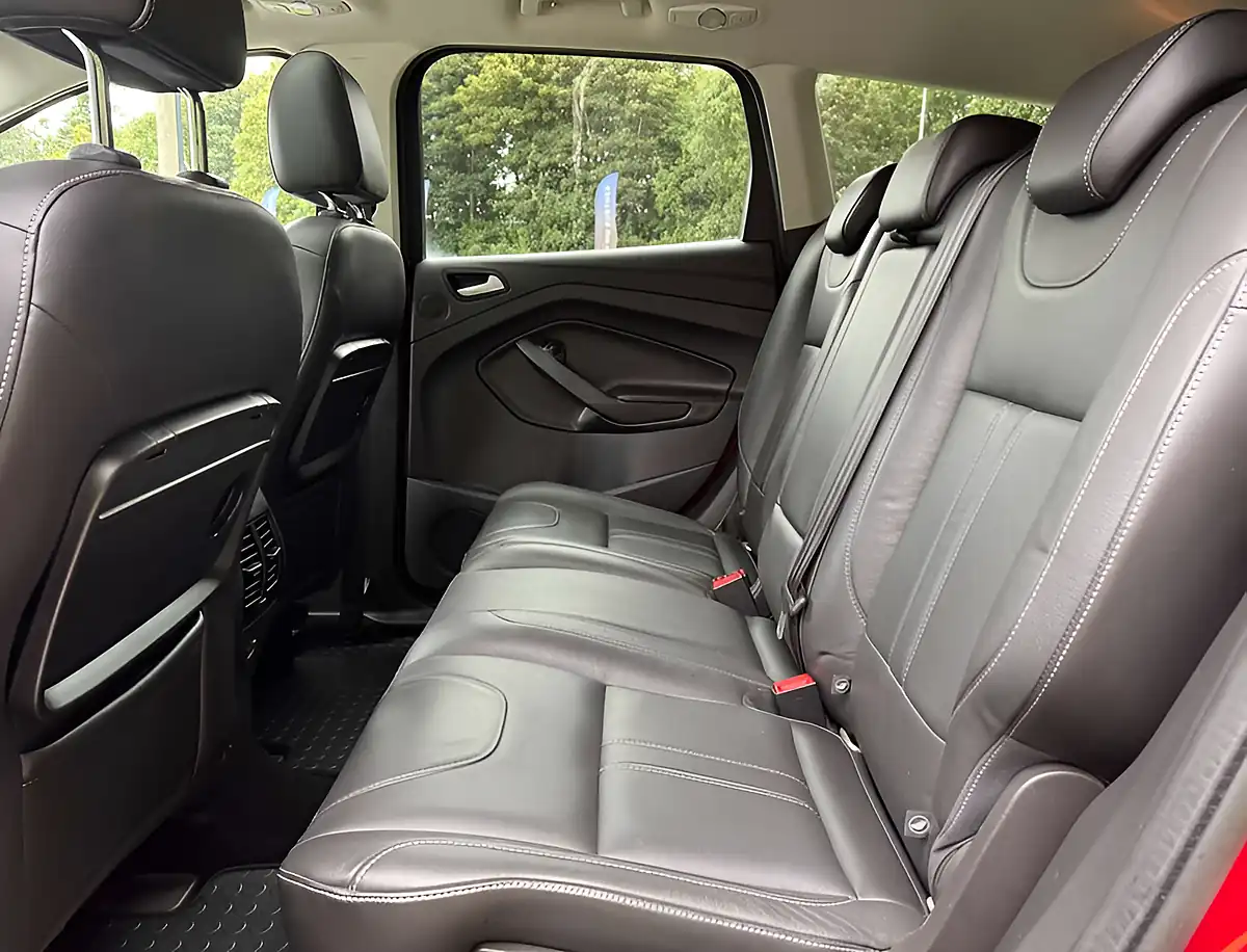 Used 2016 Ford Kuga Titanium X Ruby Red - Interior and Exterior details 18