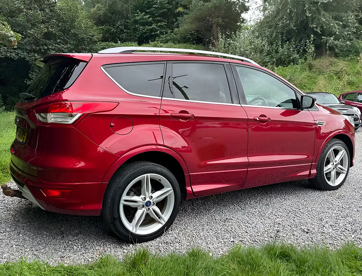 Used 2016 Ford Kuga Titanium X Ruby Red - Interior and Exterior details 3