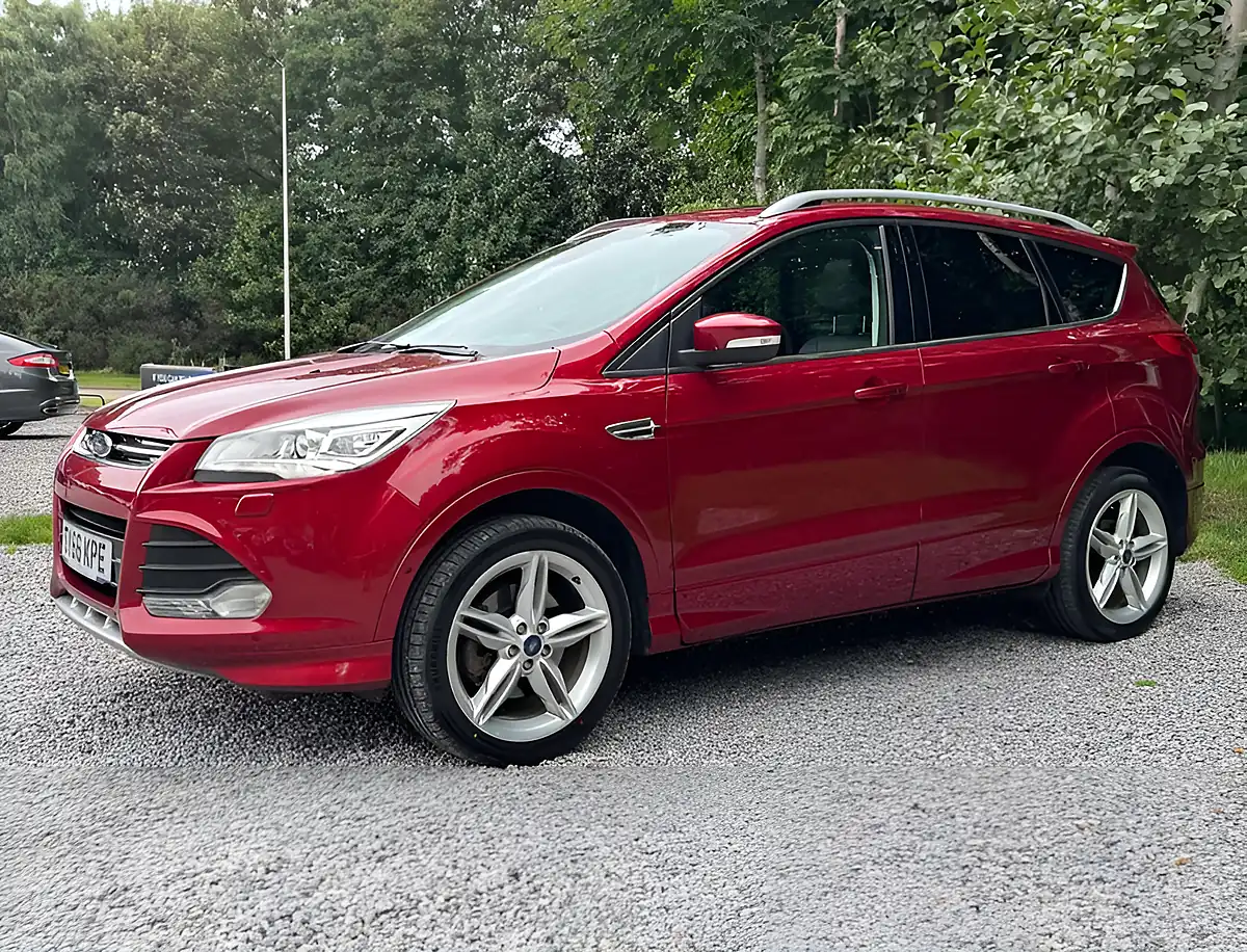 Used 2016 Ford Kuga Titanium X Ruby Red - Interior and Exterior details 7