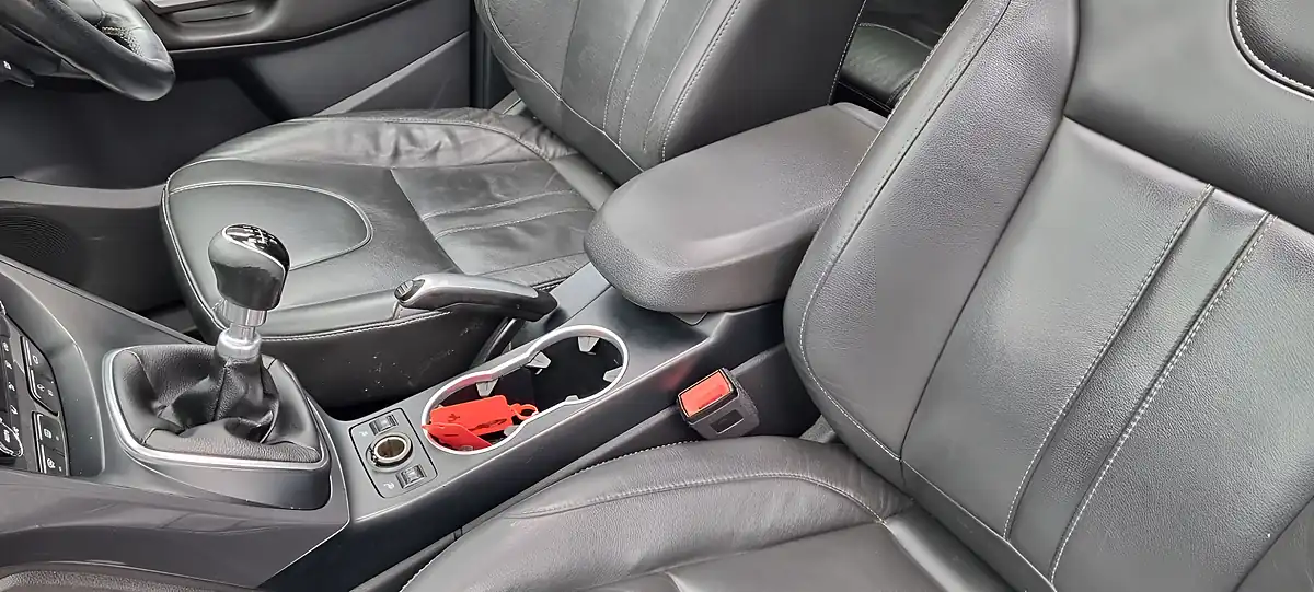 Used 2016 Ford Kuga Titanium X Sport Black - Interior and Exterior details 14