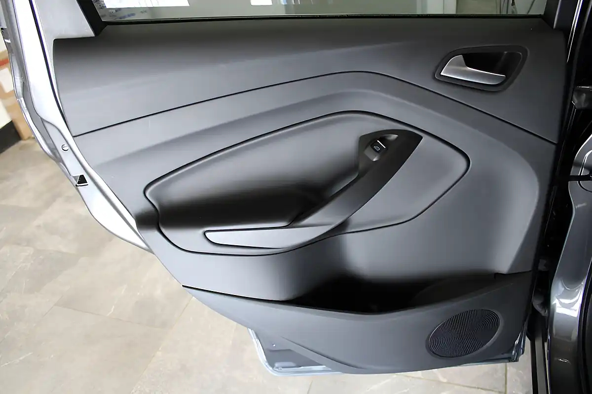 Used 2016 Ford Kuga Titanium X Sport Grey - Interior and Exterior details 16