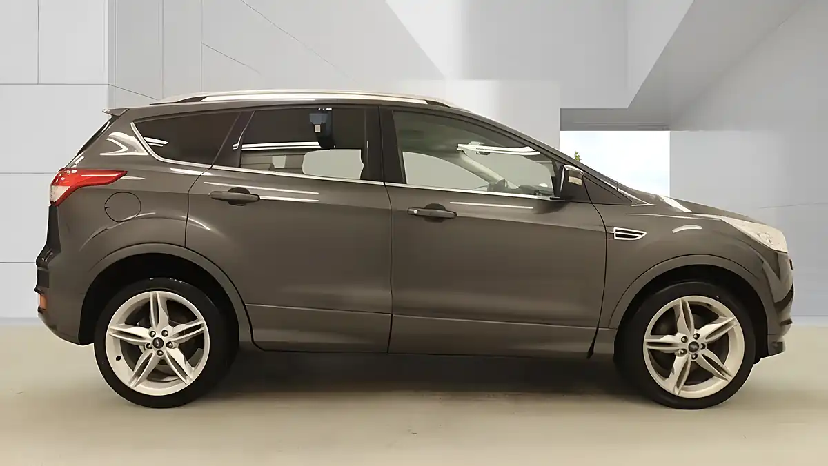 Used 2016 Ford Kuga Titanium X Sport Grey - Interior and Exterior details 5