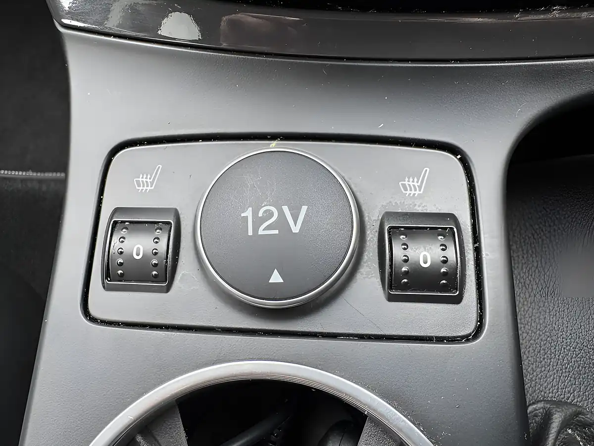 Used 2016 Ford Kuga Titanium X Sport Silver - Interior and Exterior details 12