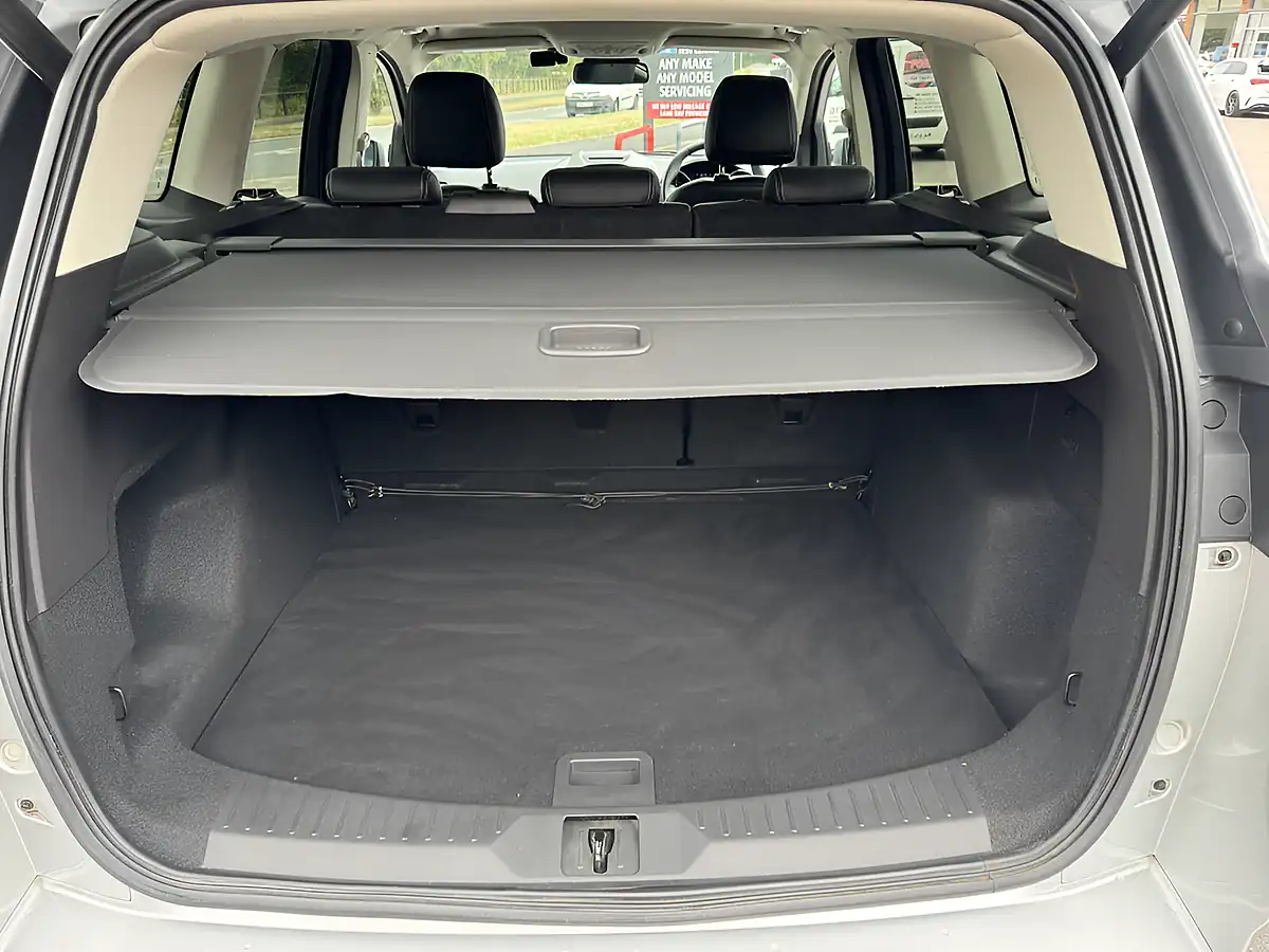 Used 2016 Ford Kuga Titanium X Sport Silver - Interior and Exterior details 16